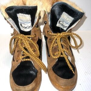 Oscar de la Renta Fur Trimmed Leather Suede Lace‎ Up Wedge Boots 42